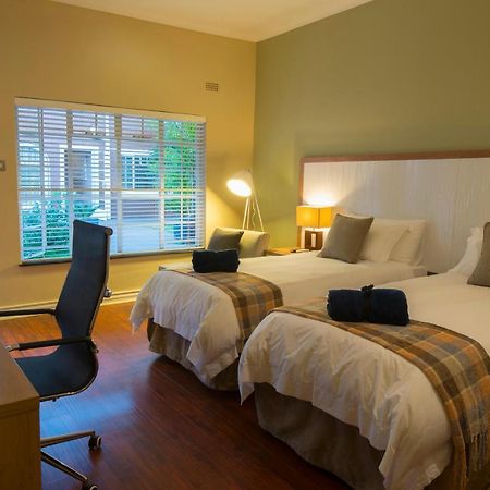Sandalwood Lodge هراري المظهر الخارجي الصورة