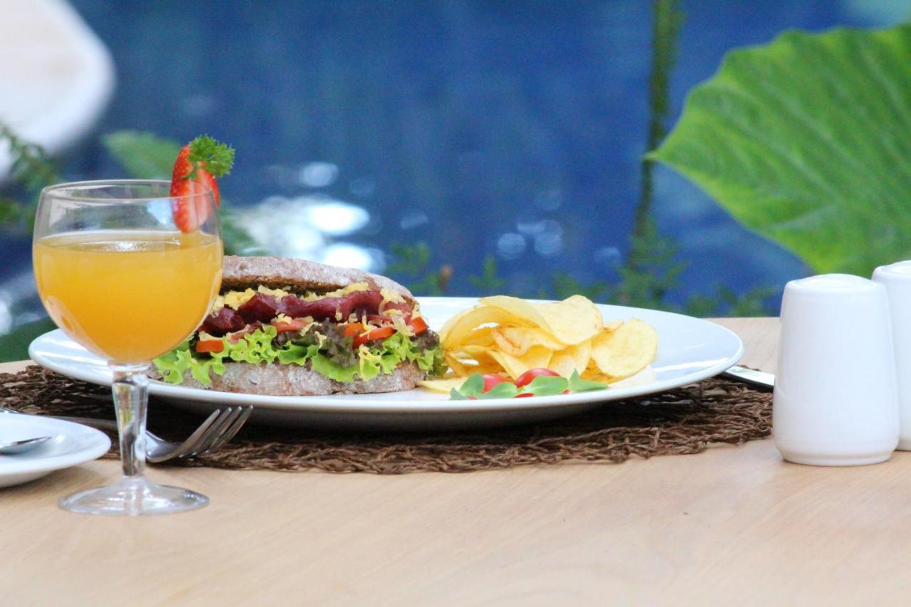 Sandalwood Lodge هراري المظهر الخارجي الصورة