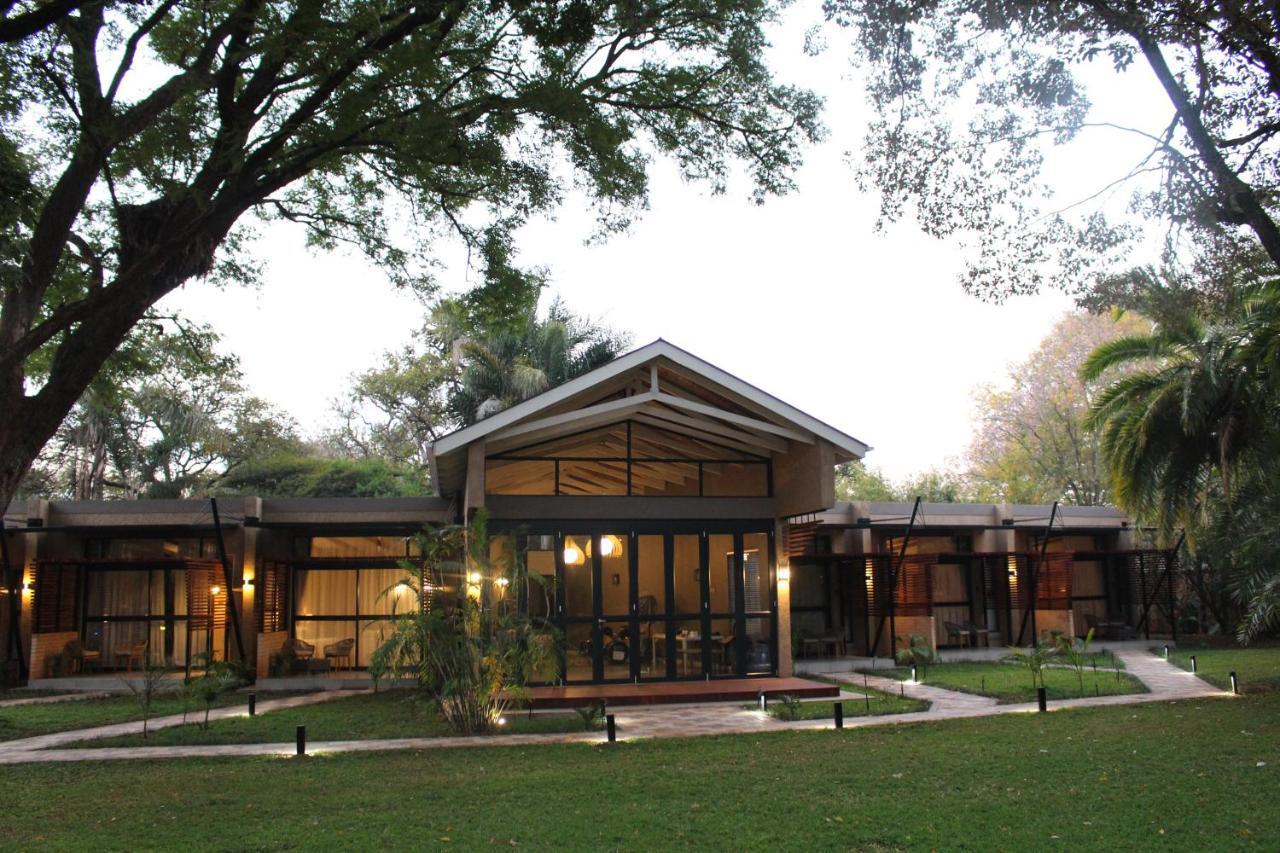 Sandalwood Lodge هراري المظهر الخارجي الصورة